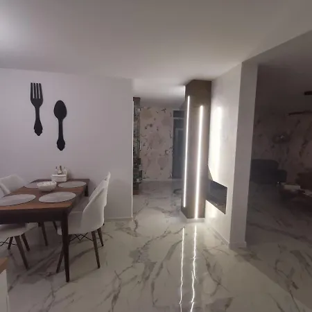 Excellent Time * Βελιγράδι