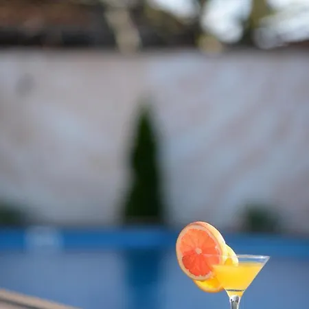 Excellent Time Апартаменты