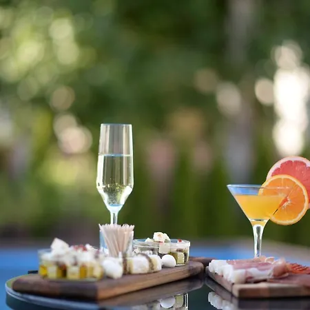 Excellent Time Белград