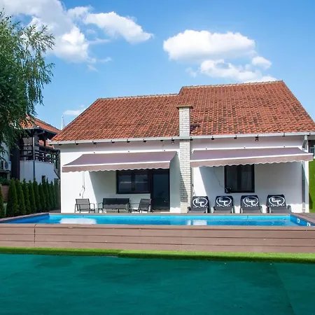 Excellent Time Apartment