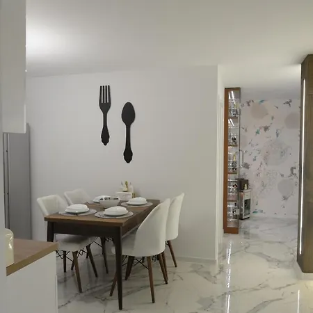 Excellent Time Βελιγράδι