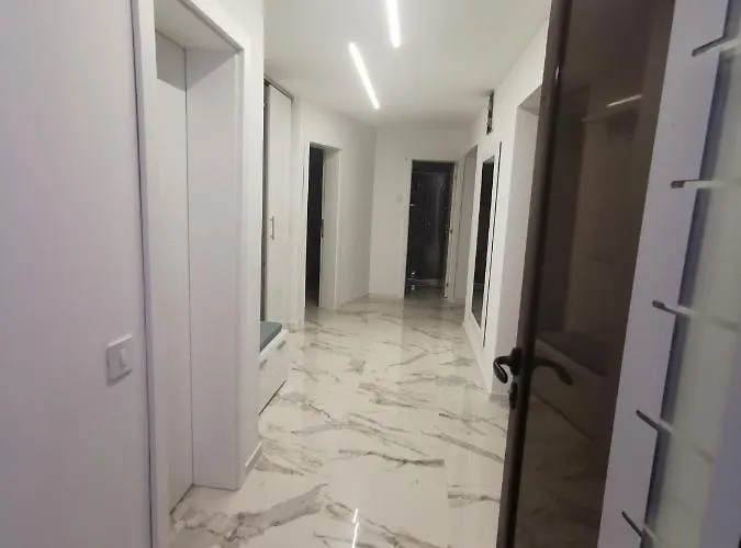 아파트 Excellent Time