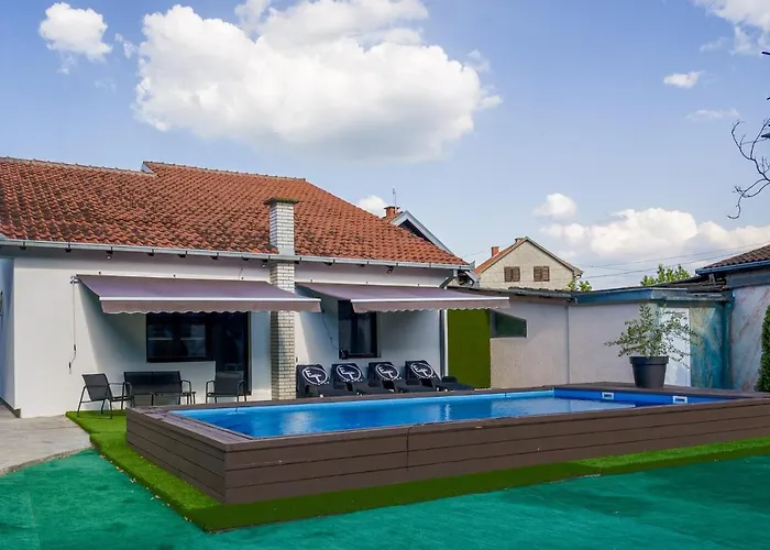 아파트 Excellent Time